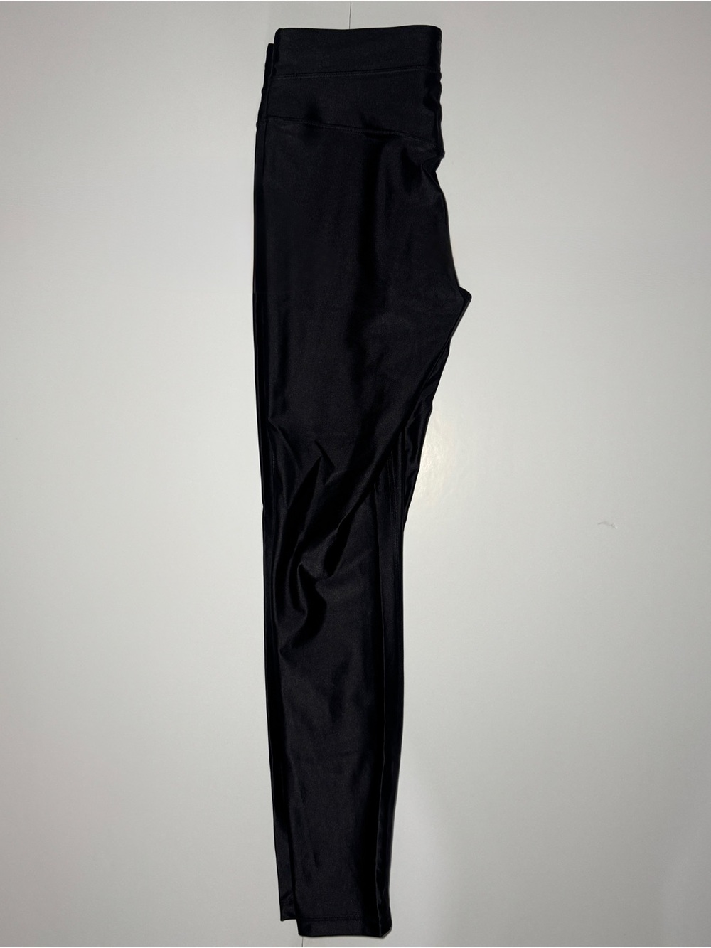 lululemon x Peloton Satin Shine High-Rise Tights 25” | Size 6 - Picture 5 of 7